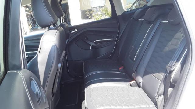 Ford Kuga image 3