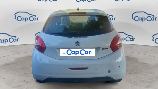 Peugeot 208 image 1