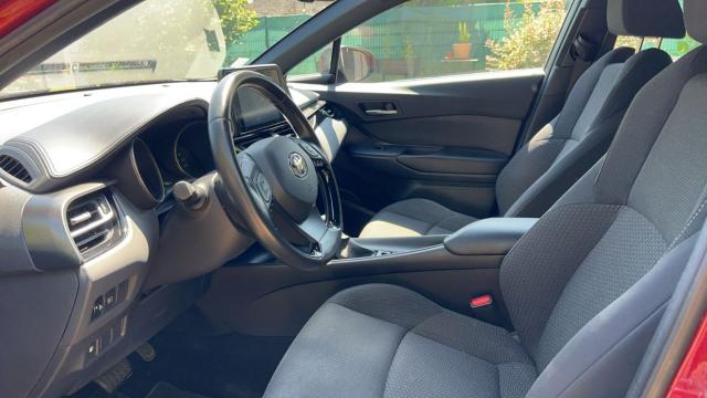 Toyota C-Hr image 8