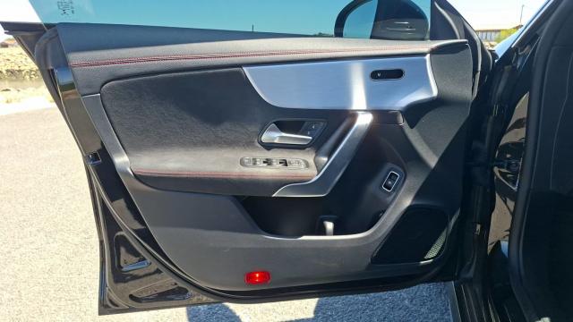 Mercedes Benz Classe Cla image 3