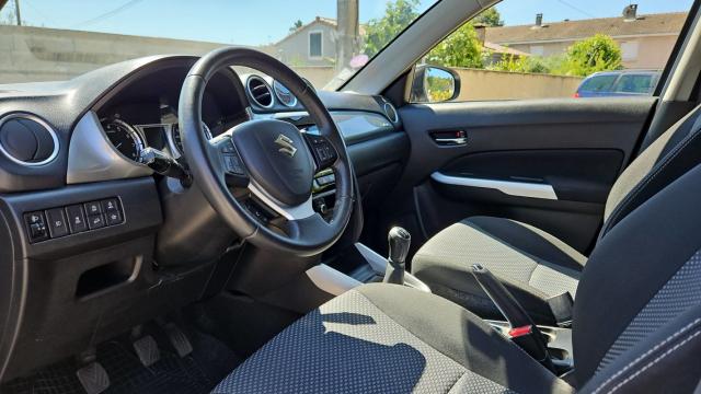 Suzuki Vitara image 2