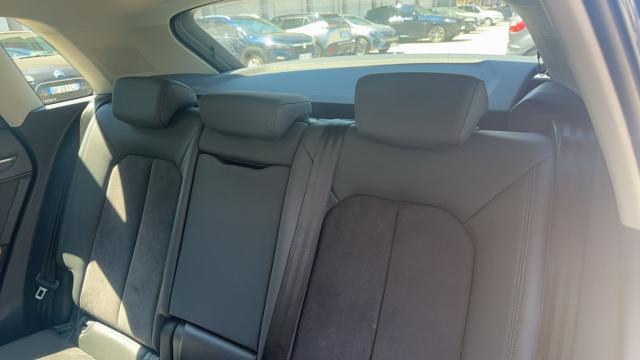 Audi Q3 image 3