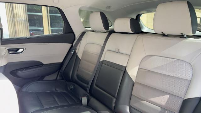 Renault Talisman Estate image 6