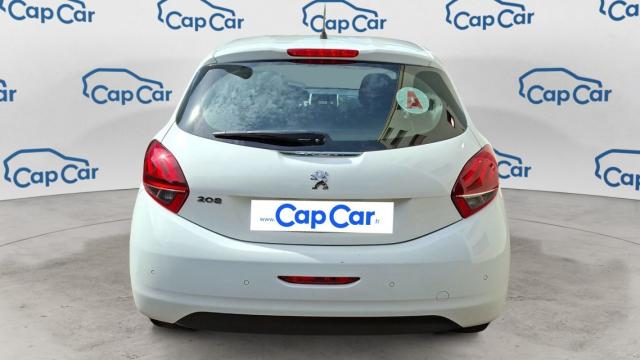 Peugeot 208 image 1