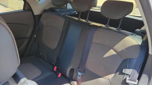 Renault Captur image 8