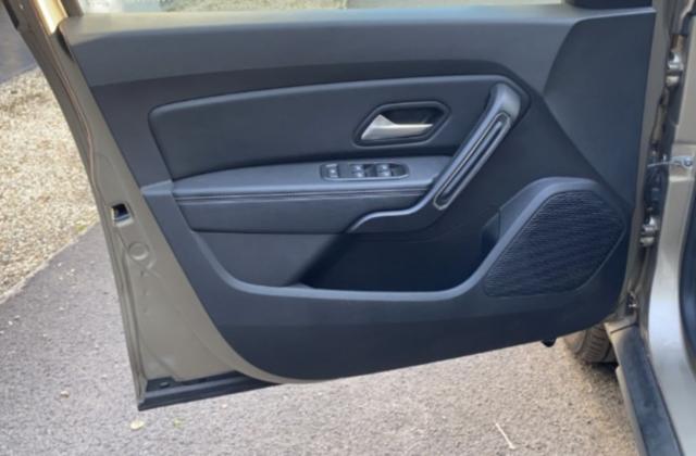 Dacia Duster image 6