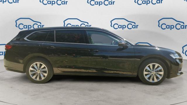 Skoda Superb Combi image 2