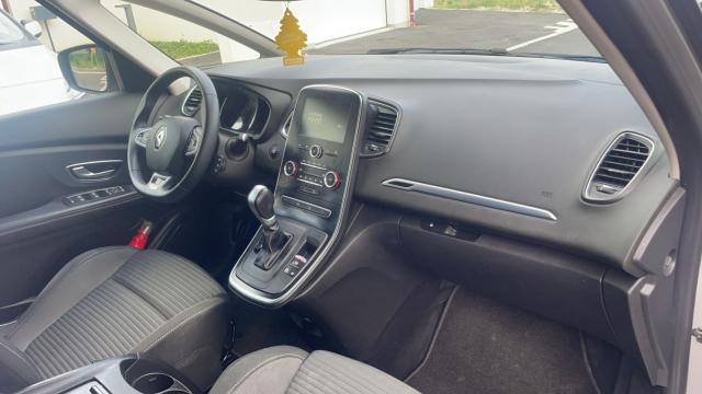 Renault Scénic image 2