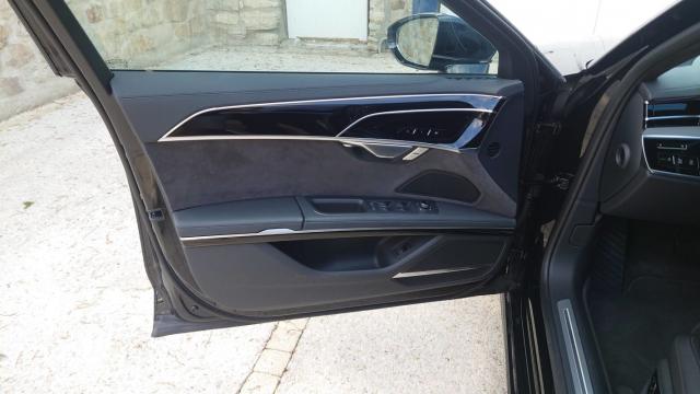Audi A8 image 2