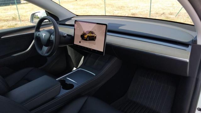 Tesla Model Y image 9