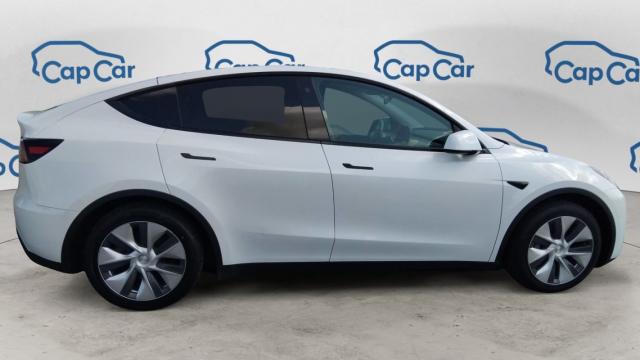 Tesla Model Y image 2
