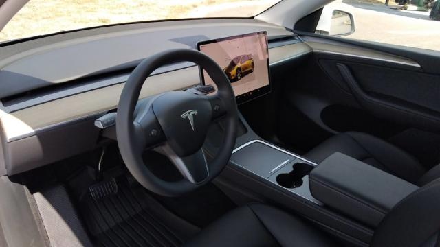 Tesla Model Y image 4