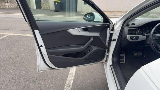 Audi A4 Avant image 3