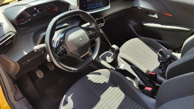 Peugeot 208 image 7
