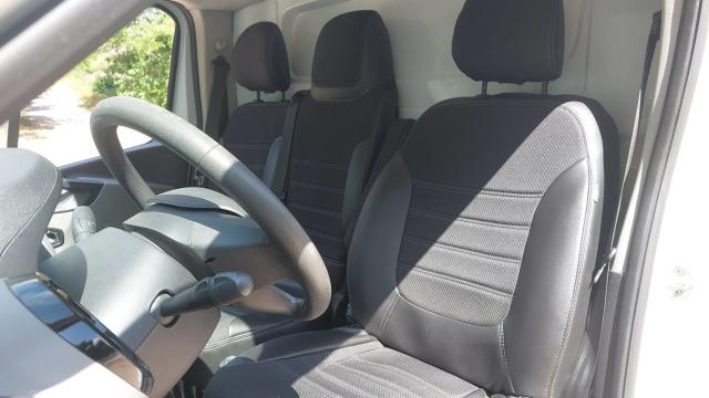 Renault Trafic image 7