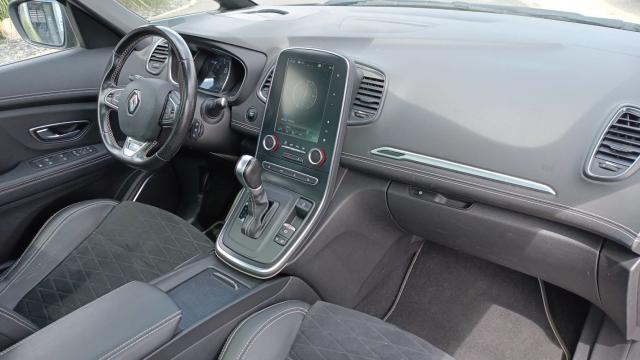 Renault Scénic image 2