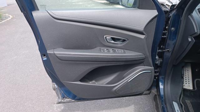 Renault Scénic image 1