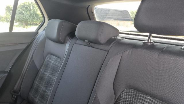 Volkswagen Golf image 2