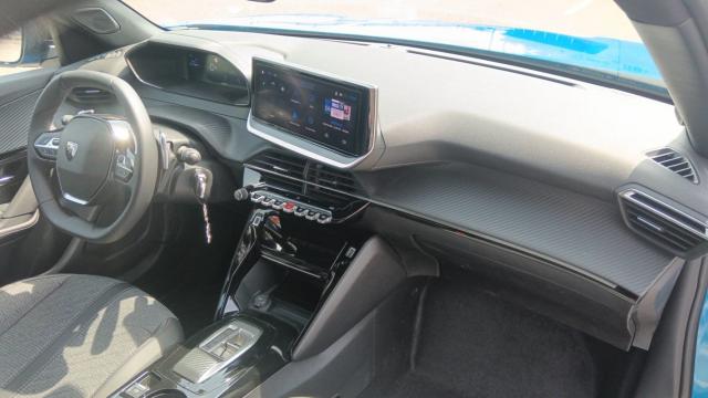 Peugeot 2008 image 4