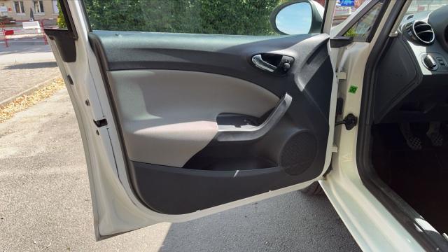 Seat Ibiza image 2