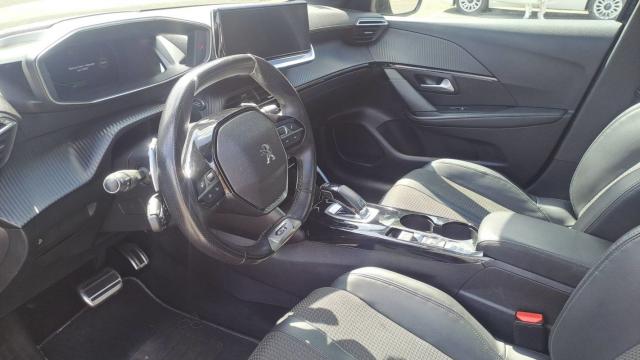 Peugeot 208 image 2