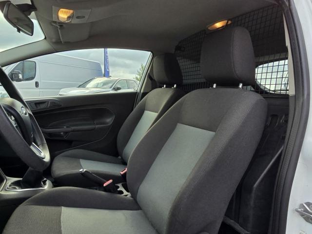 Ford Fiesta image 9
