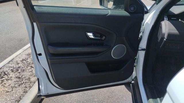 Land Rover Range Rover Evoque image 9