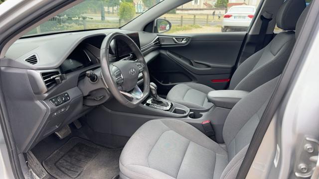Hyundai Ioniq image 2