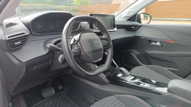 Peugeot E-208 image 4