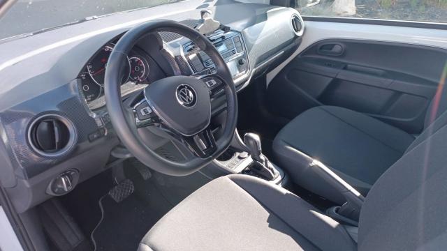 Volkswagen Up! image 3