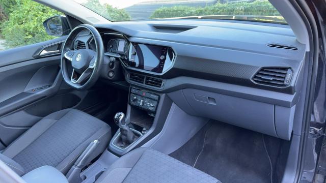 Volkswagen T-Cross image 3
