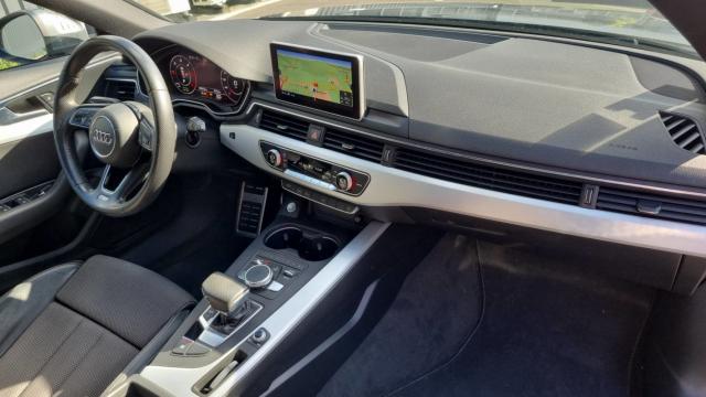 Audi A4 Avant image 2