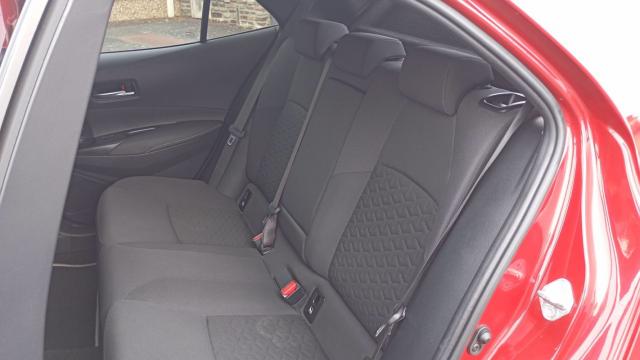 Toyota Corolla image 8
