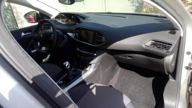 Peugeot 308 image 5