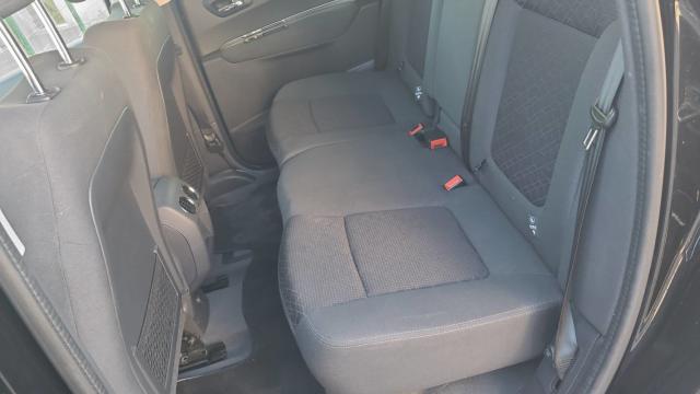 Peugeot 3008 image 1