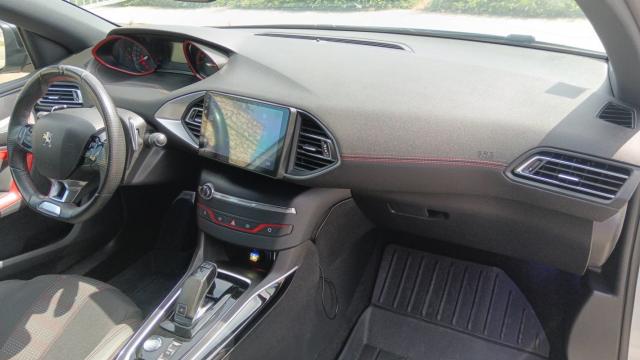 Peugeot 308 image 1