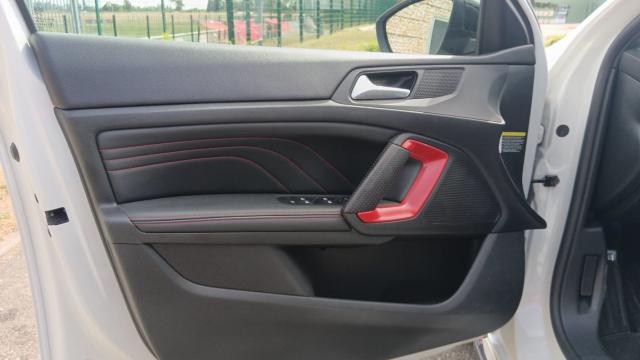 Peugeot 308 image 3