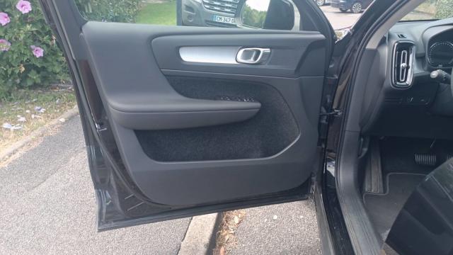Volvo Xc40 image 4