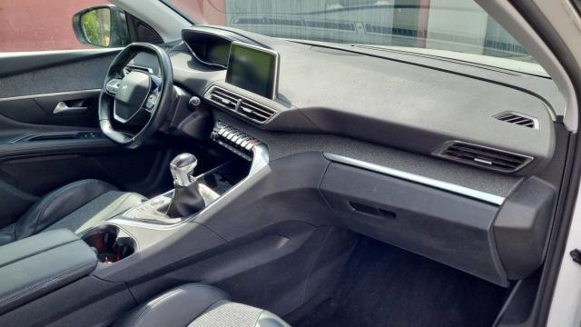 Peugeot 3008 image 6