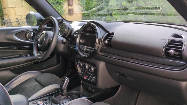 Mini Clubman image 9