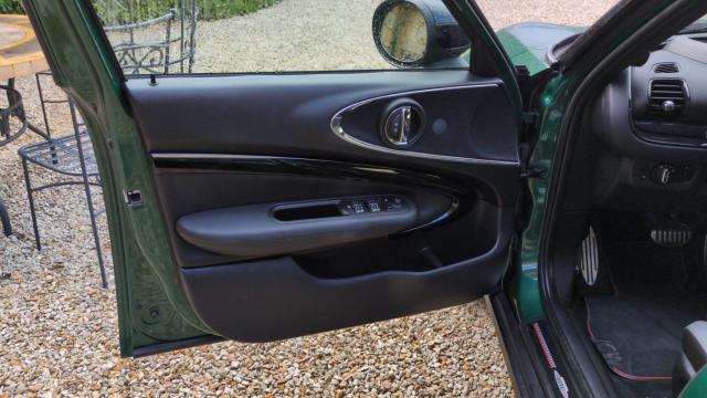 Mini Clubman image 6