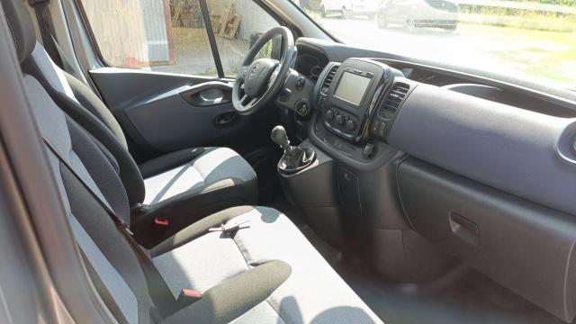 Opel Vivaro image 2