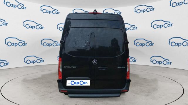 Mercedes Benz Sprinter image 7