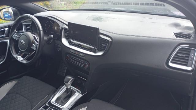 Kia Proceed image 9