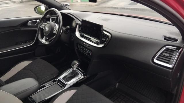 Kia Pro_cee'D image 4