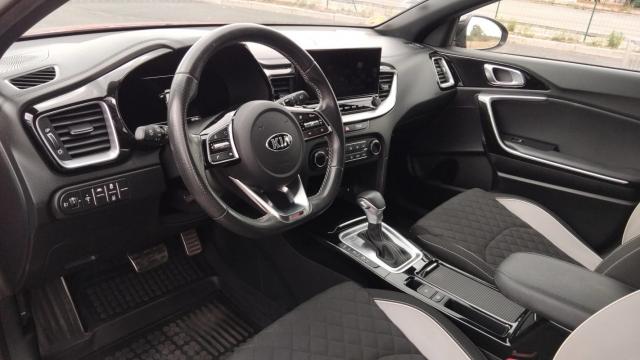 Kia Pro_cee'D image 2