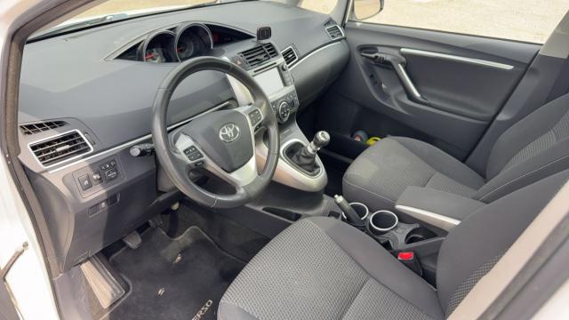 Toyota Verso image 6