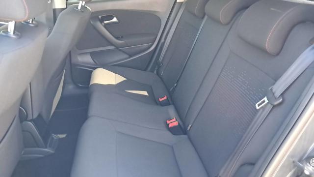 Volkswagen Polo image 8