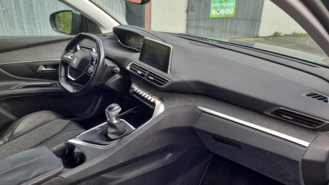 Peugeot 5008 image 7