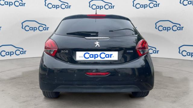 Peugeot 208 image 1